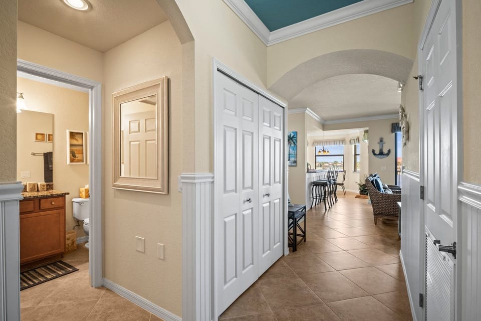Guest Bath & Bedroom (Left Side)