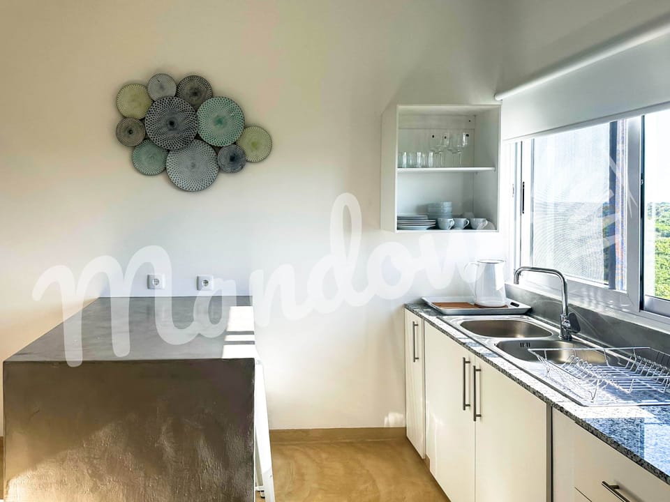 Fully functional kitchen