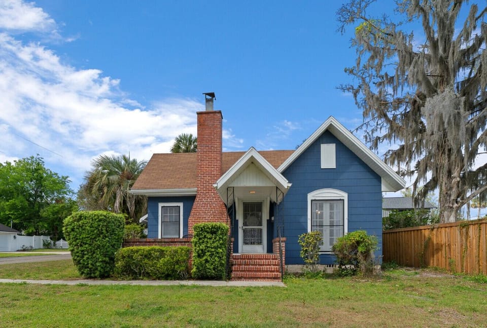 Charming historic home in downtown Ocala – top-rated vacation rental