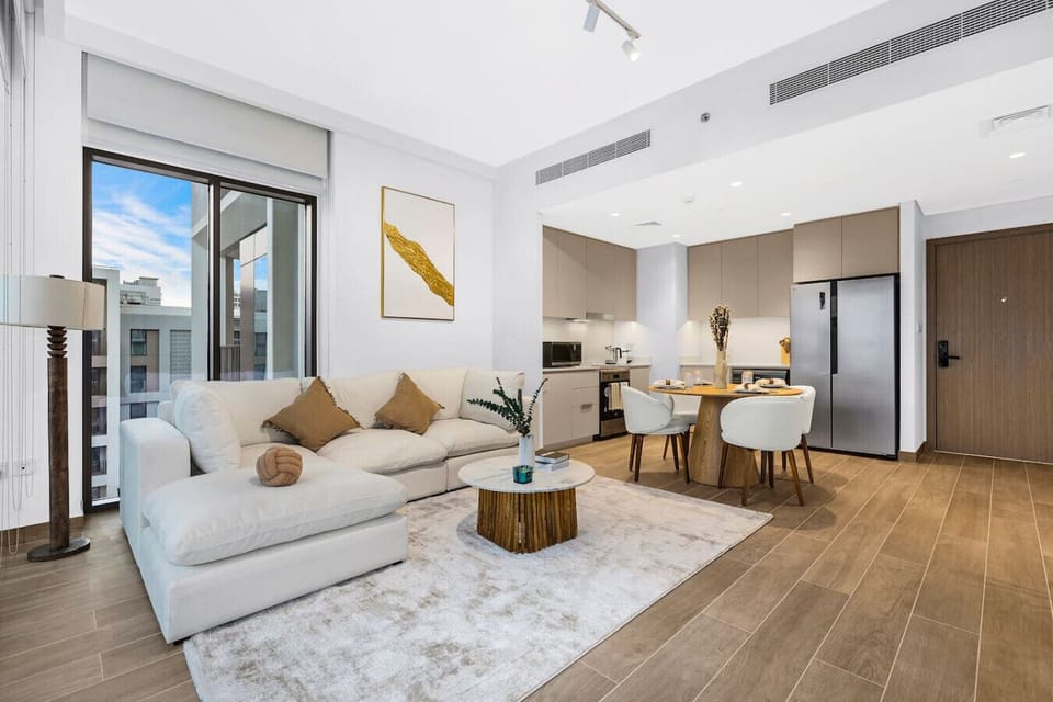 Living Room: Stylish space with chic decor and inviting views—perfect for relaxation and fun!