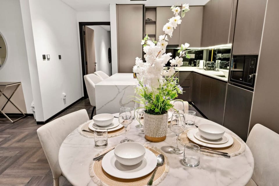 Dining Delights: Elegant marble table set for memorable meals in style!