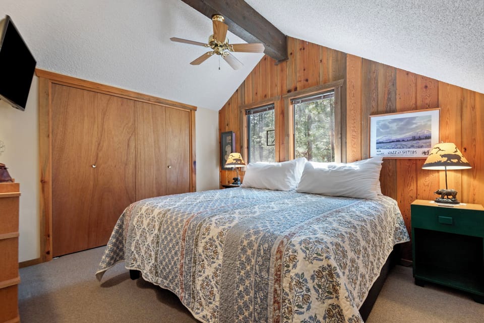 King Bedroom Upstairs