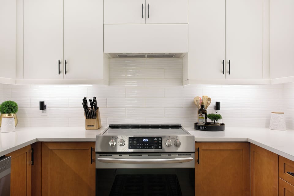 Fully equipped kitchen.