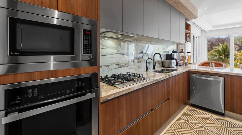 Fully Equiped Kitchen