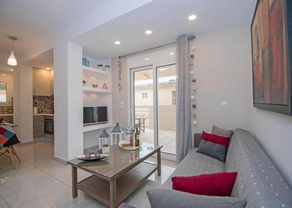 living room,kitchen