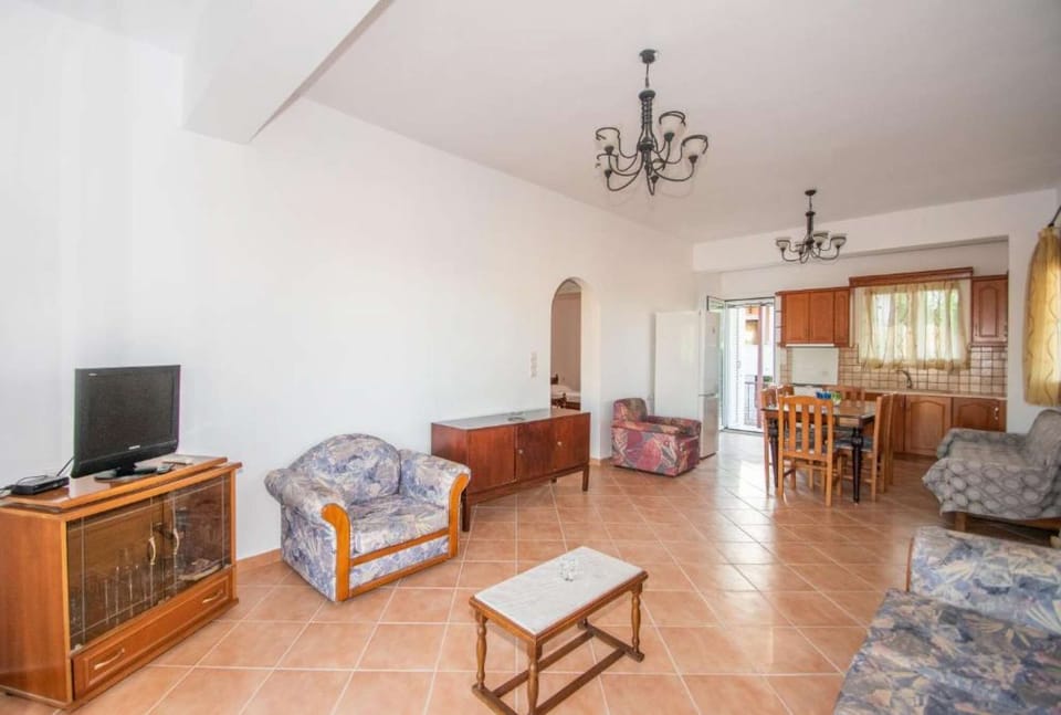 living room,kitchen
