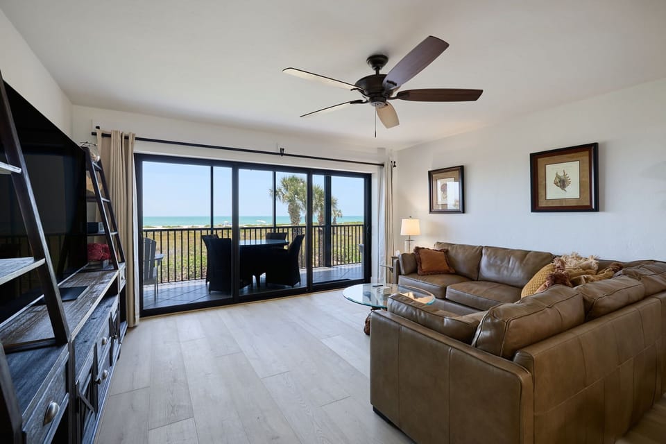 Stunning 3BR floorpan overlooking beach
