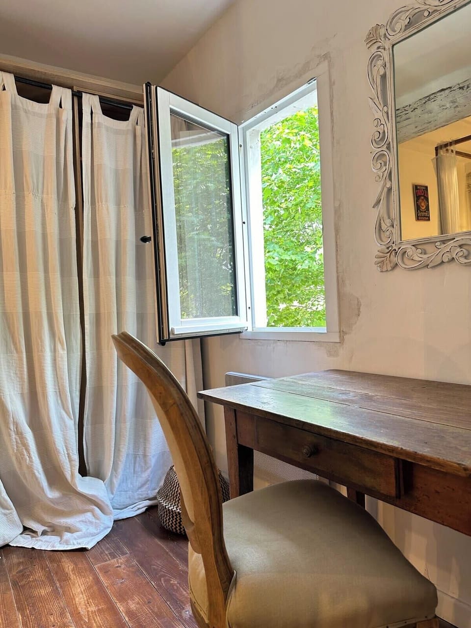 Desk in the bedroom