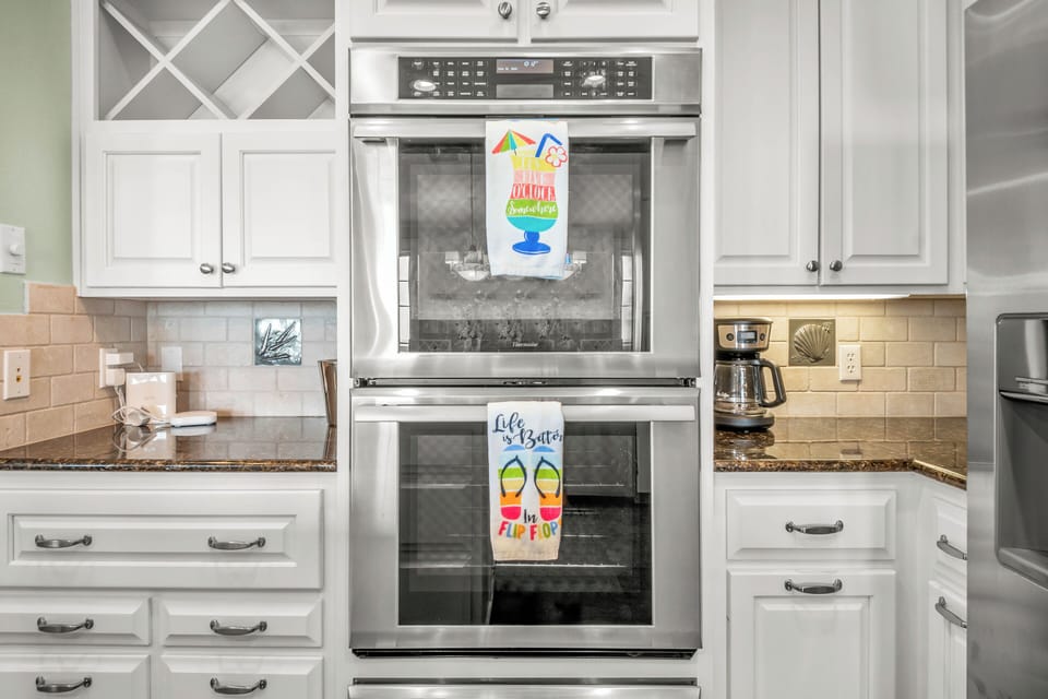 Kitchen, 2nd Floor