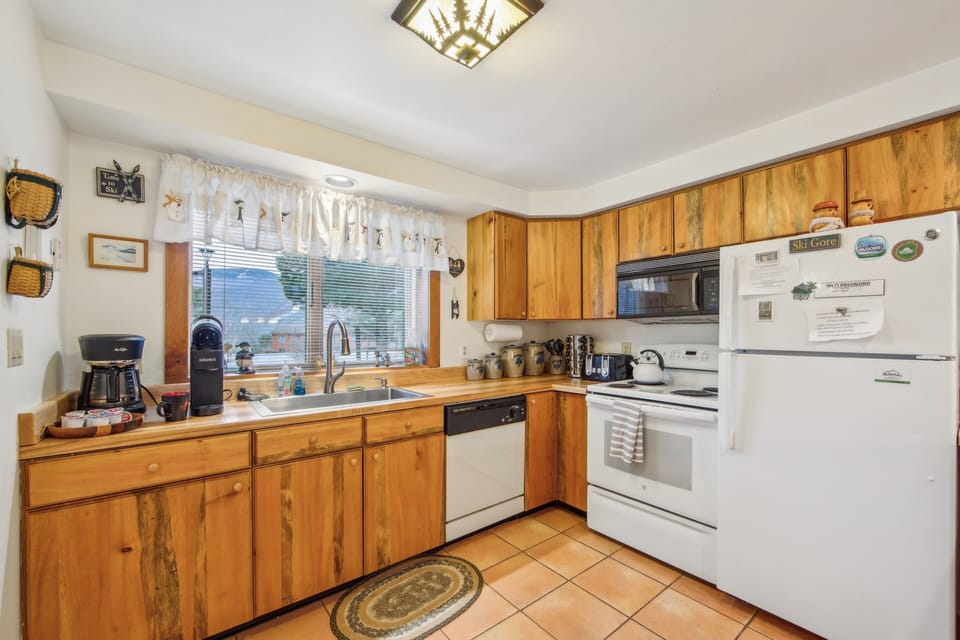 Indoors, Appliance, Refrigerator, Floor, Flooring