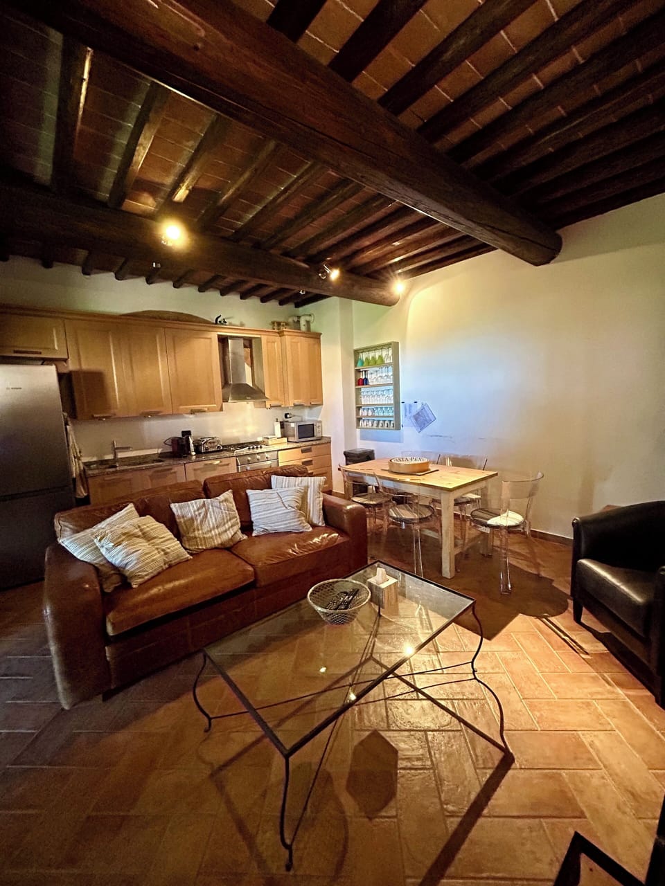 Living room area 