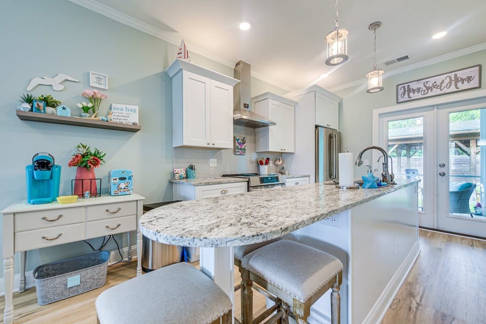Brand new kitchen and fully loaded! Awesome island with bar seating!
