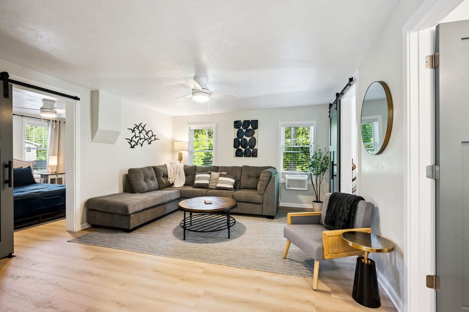 Relax and unwind in style in your beautifully decorated living room!