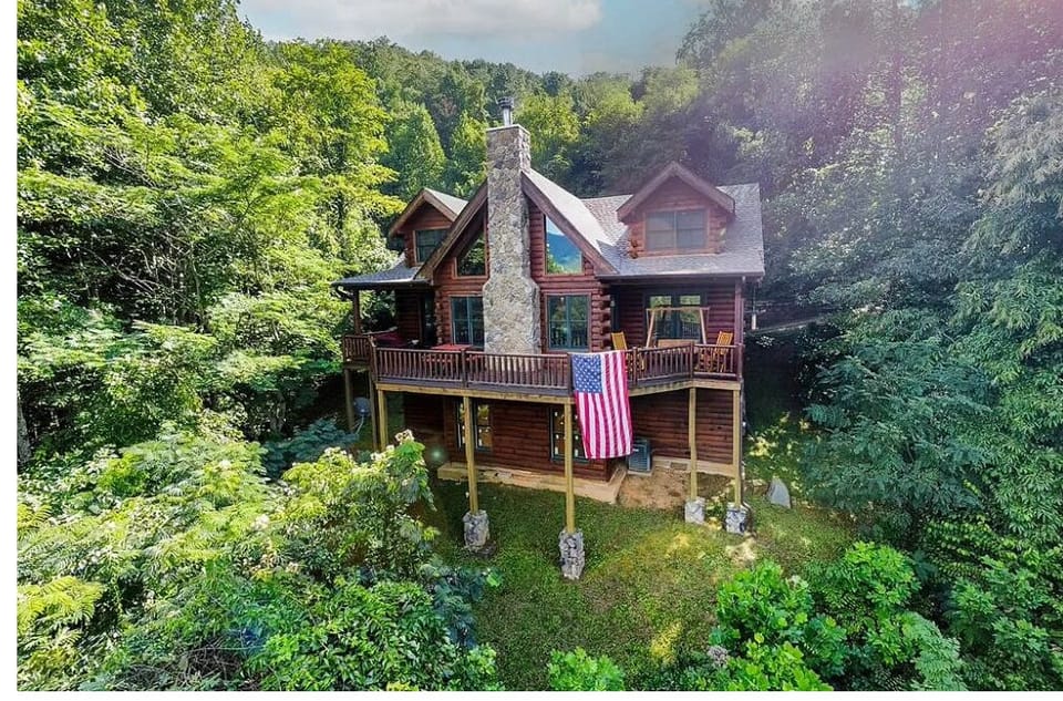 Hideaway at Santeetlah Heights