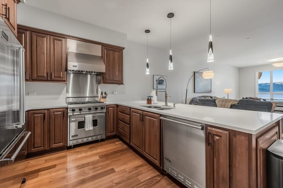 Beautiful kitchen with plenty of space. 