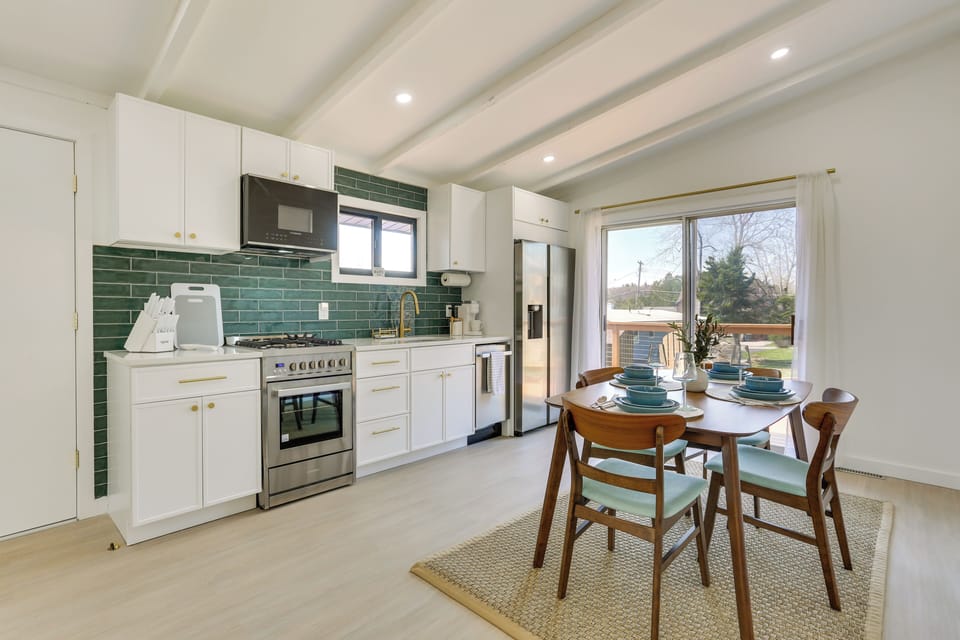Dining Area | 1st Floor