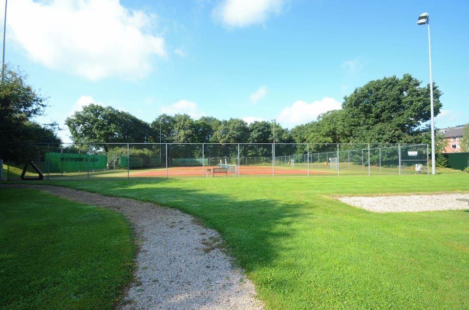 Tennis court