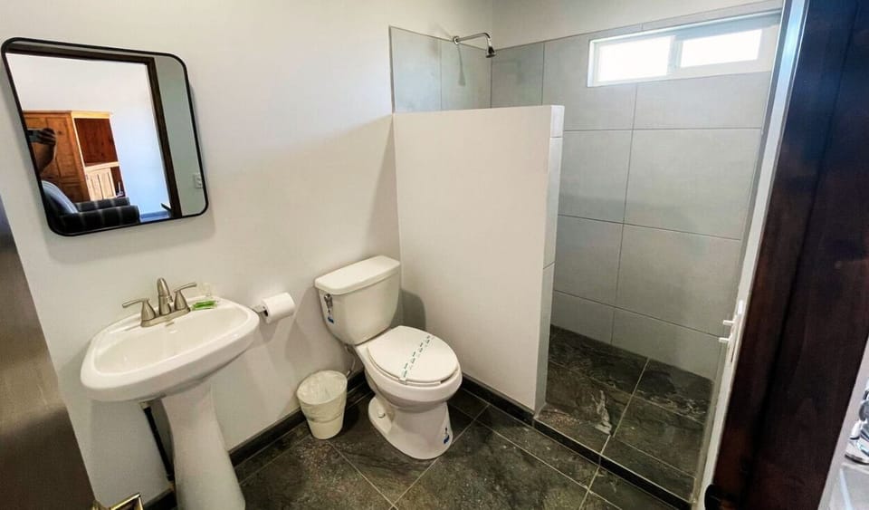 Las Rosas San Felipe vacation rental studio 4 - Shower