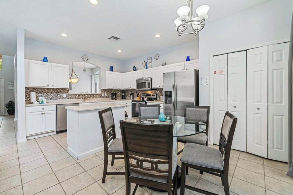 Share every meal with a beautiful view of the private pool and outdoor patio.