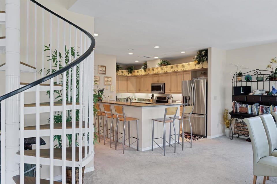 The Pink Pelican by FVC - Kitchen