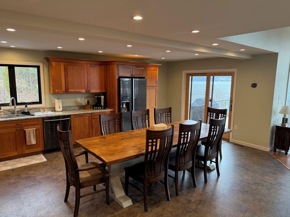 Fully Equipped Modern Kitchen