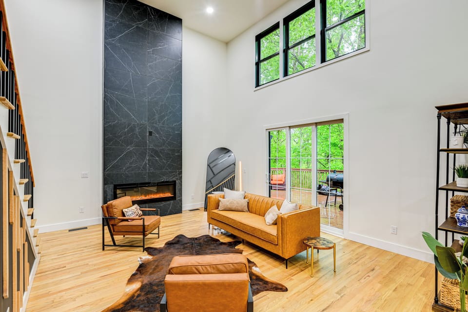 Nashville Vacation Rental | 4BR | 4BA | 3,400 Sq Ft | 2 Steps to Enter