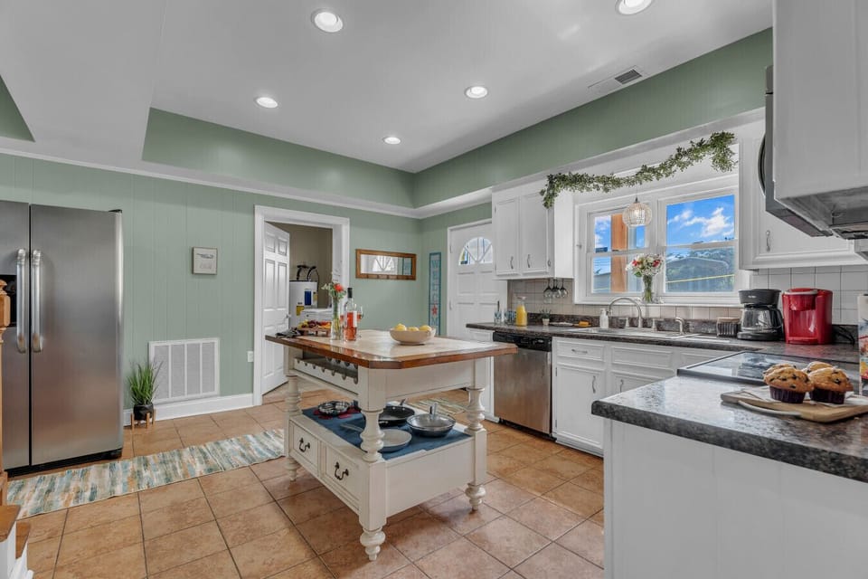 Fully Equipped Kitchen | Stainless Appliances | Prep Island