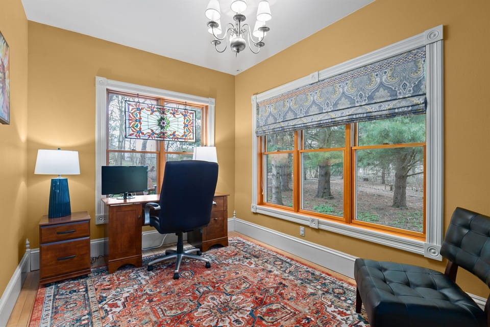 Tuck away and tackle work in peace.