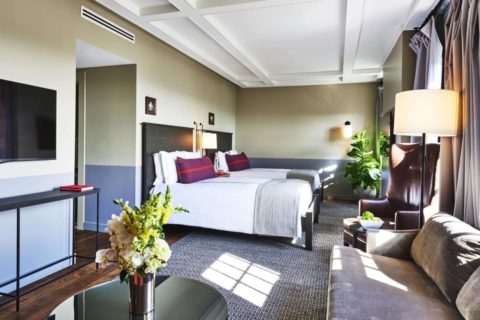 Guest room