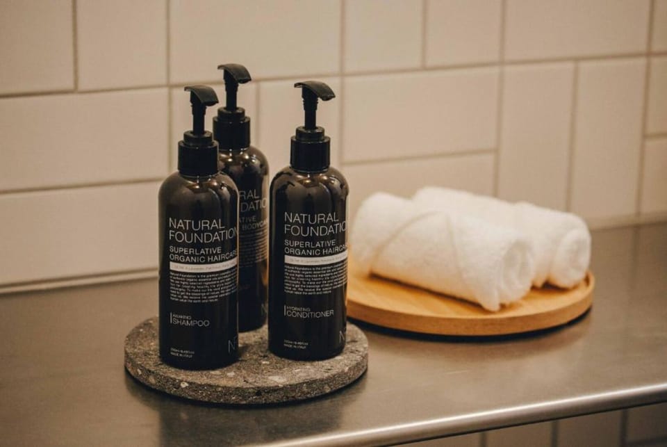 Bathroom amenities
