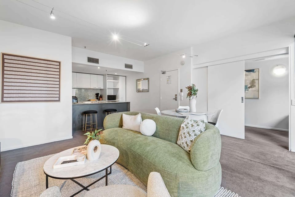 Living Area/Dining Area/Kitchen