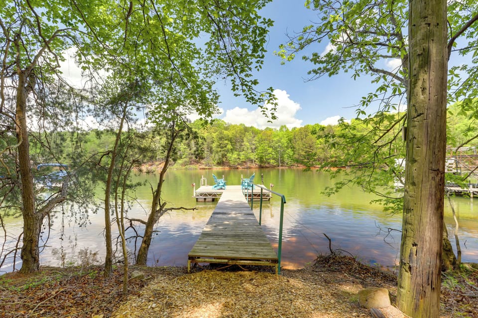 Boat Dock | Located in a No Wake Cove