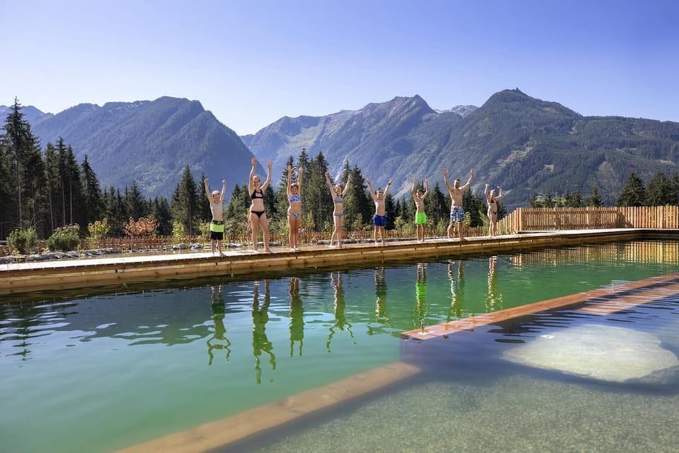 Holiday Home Swimming Pool