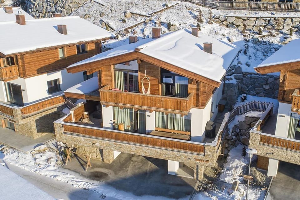 Holiday Home Exterior [winter]