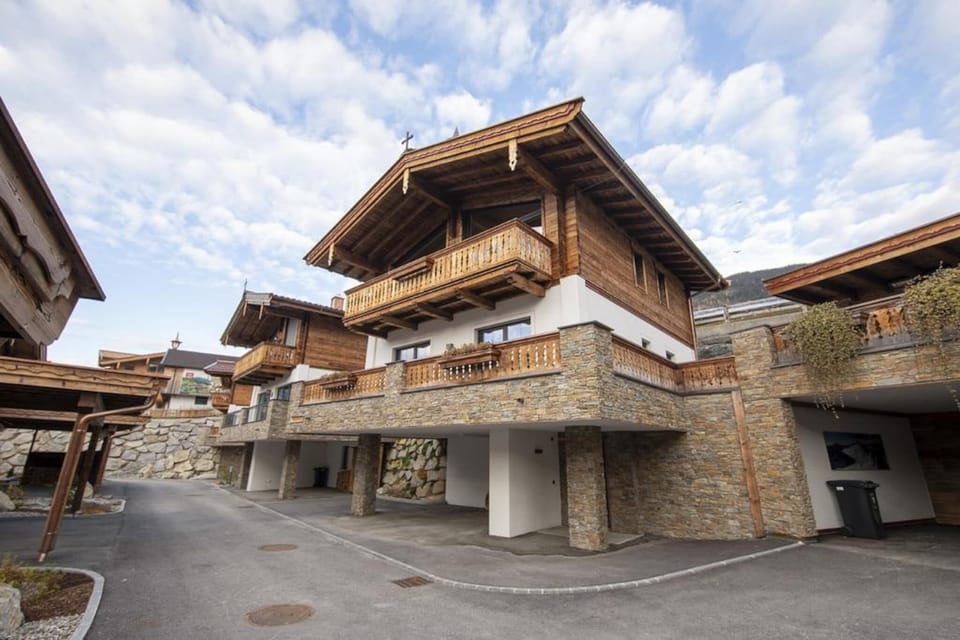 Holiday Home Exterior [summer]
