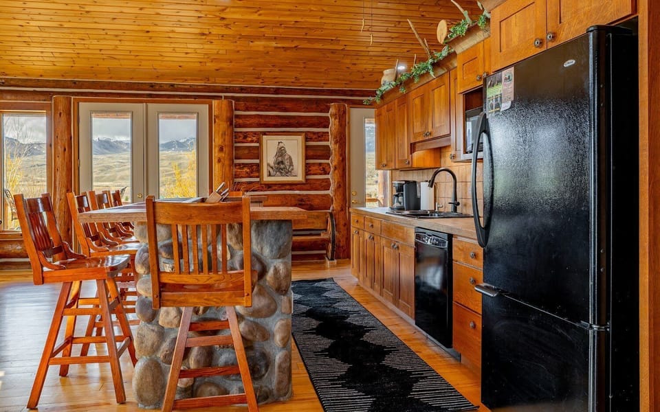 Enjoy preparing meals and visiting