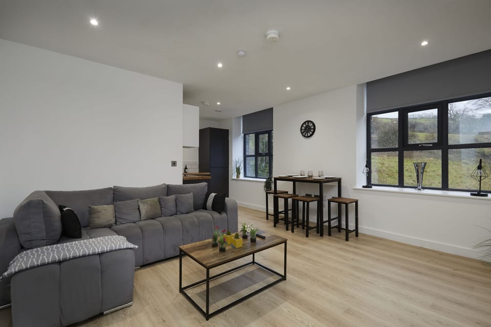 Living Room / Lounge