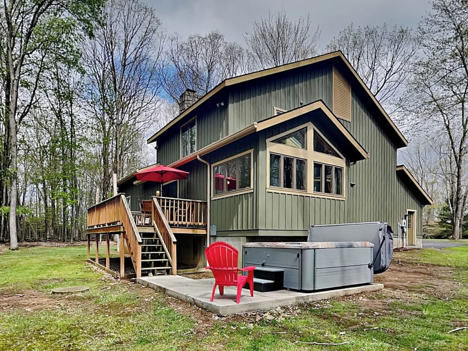 Welcome to White Horse Lodge!