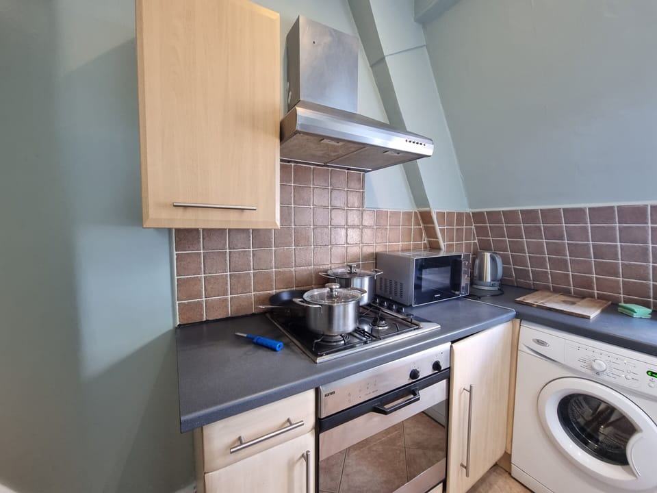 This photo represents the kitchen inside the flat 