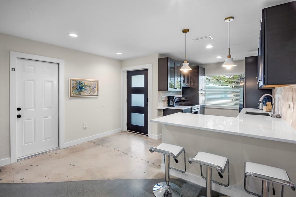 Kitchen, Breakfast Bar
