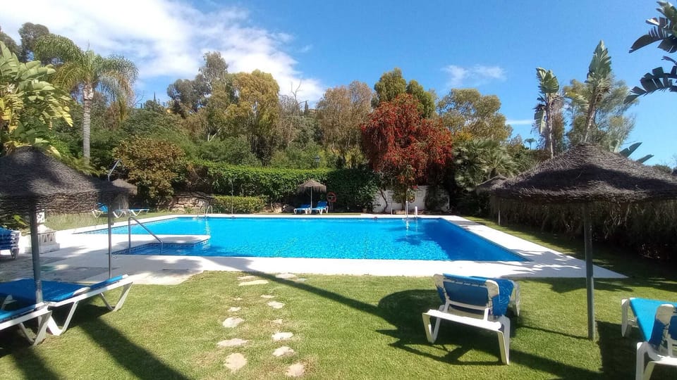 Swimming Pool 2
