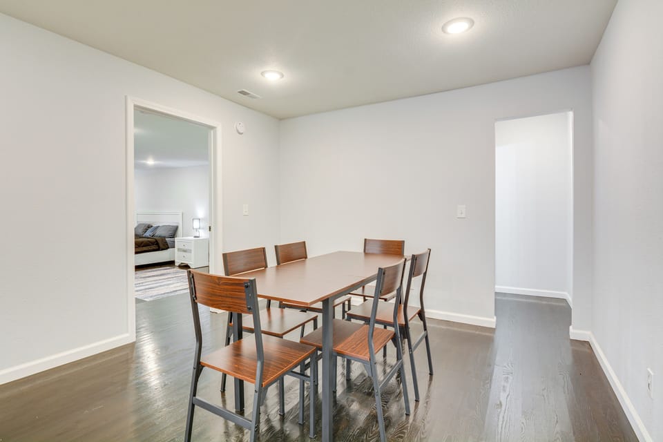 Dining Area | Dishware/Flatware