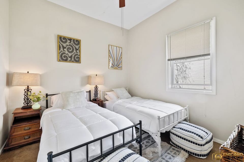 Second bedroom