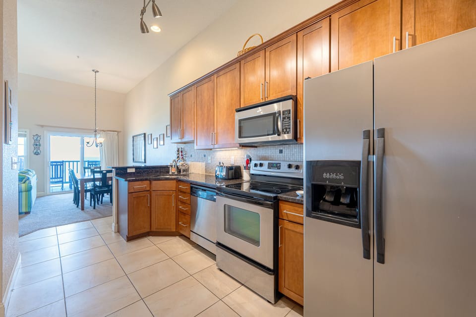 FF311: The Wright Place | Kitchen Area