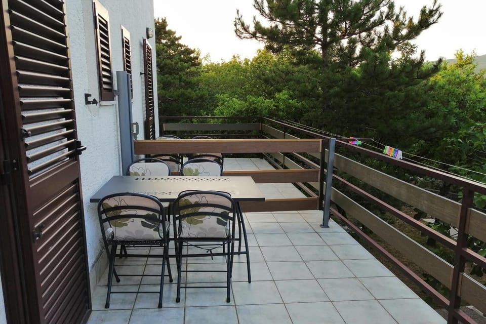 Terrace 1