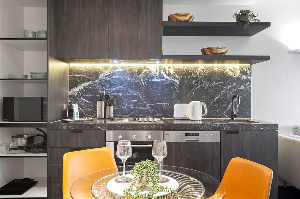 Kitchen/Dining Area