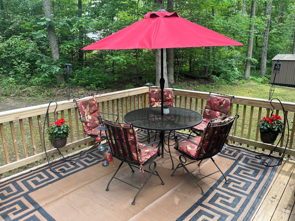 Outside Deck Dining