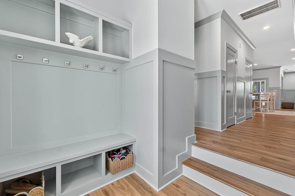 Cali's Coastal Dream - 117 SE 75th St (1)