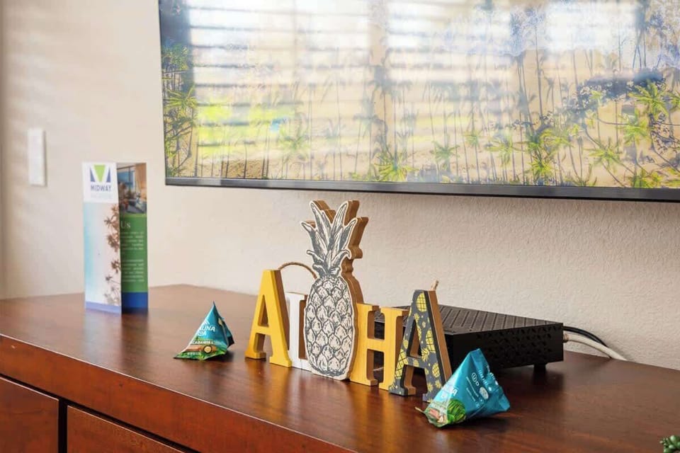 Decorative details