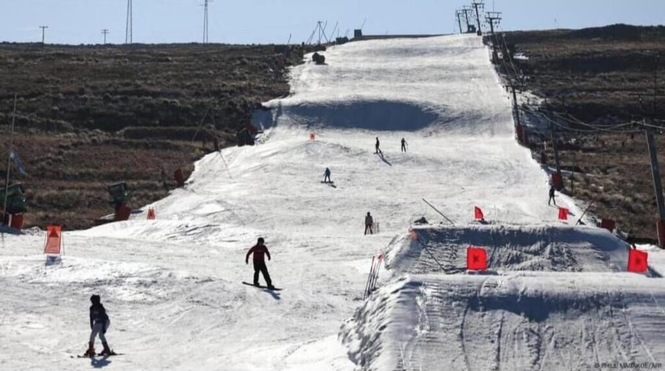 Snow and ski sports